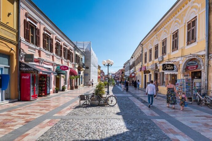 Shkodra po shndërrohet në surprizën e re të turizmit, ka rritjen më të lartë të prenotimeve